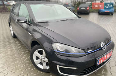 Хетчбек Volkswagen e-Golf 2016 в Кропивницькому