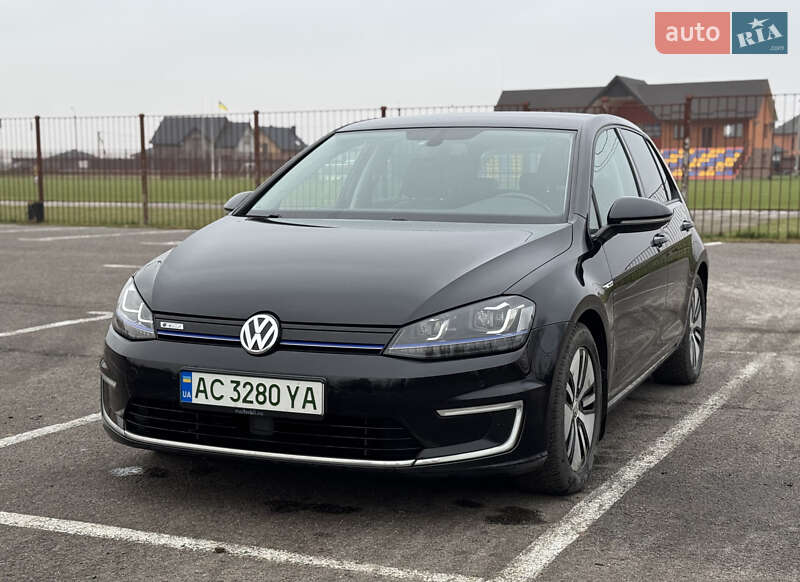 Volkswagen e-Golf 2015 Volkswagen e-Golf 2015