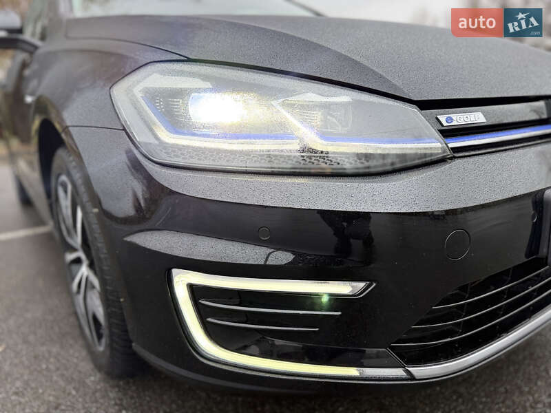 Хэтчбек Volkswagen e-Golf 2019 в Ровно