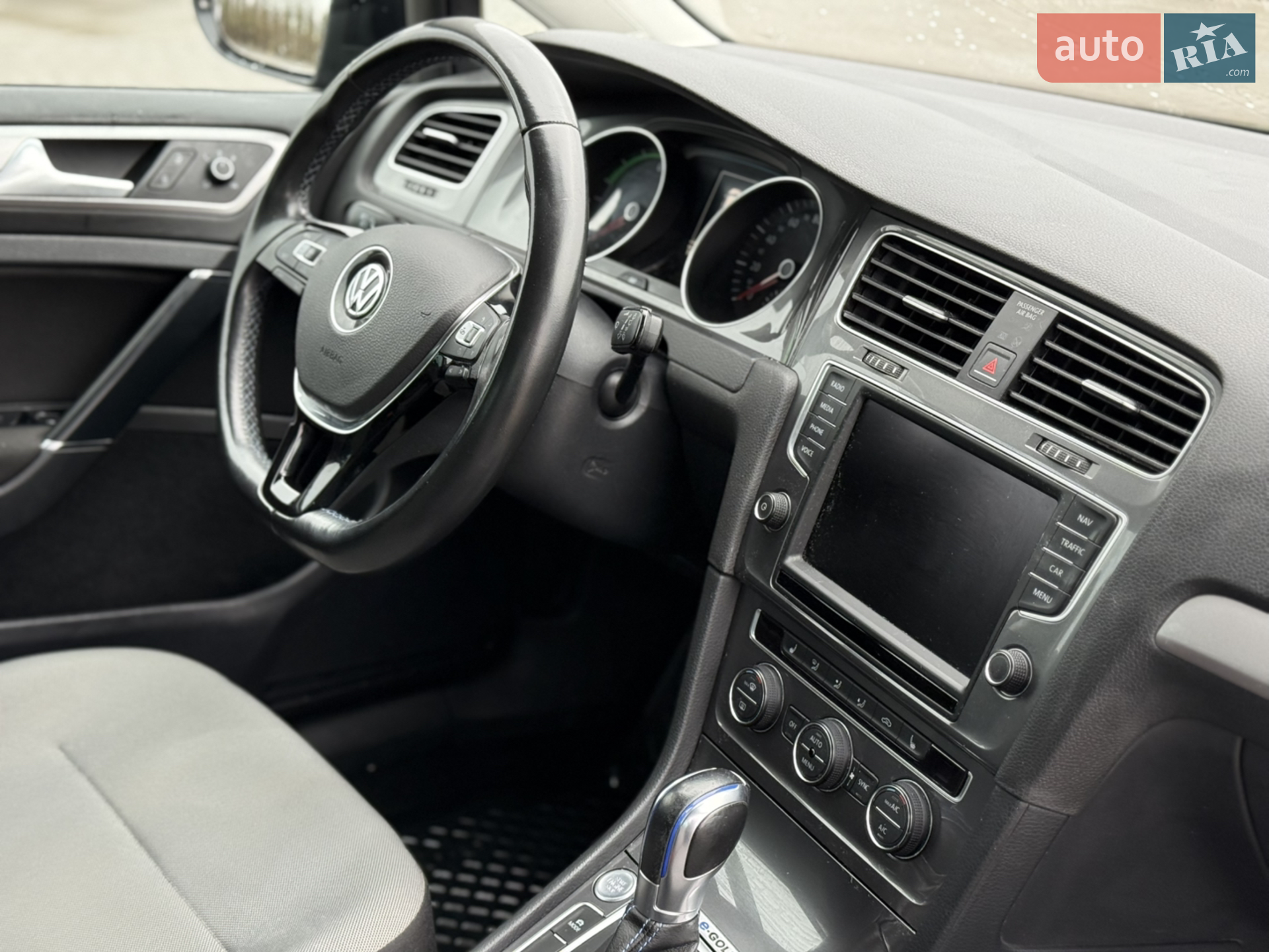 2016 Volkswagen Golf - мініатюра 18