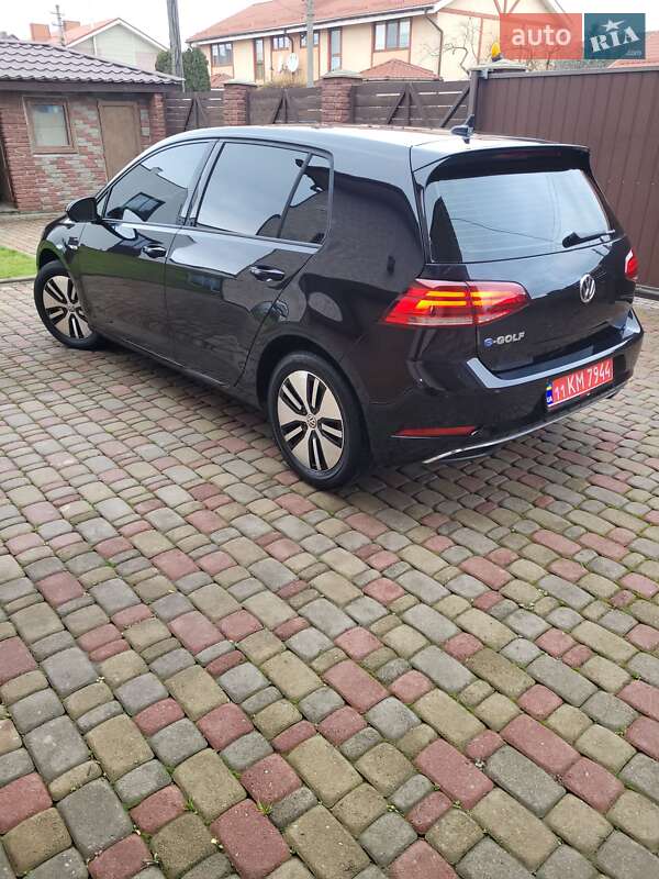 Хэтчбек Volkswagen e-Golf 2018 в Ровно