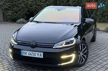 Хэтчбек Volkswagen e-Golf 2018 в Ровно