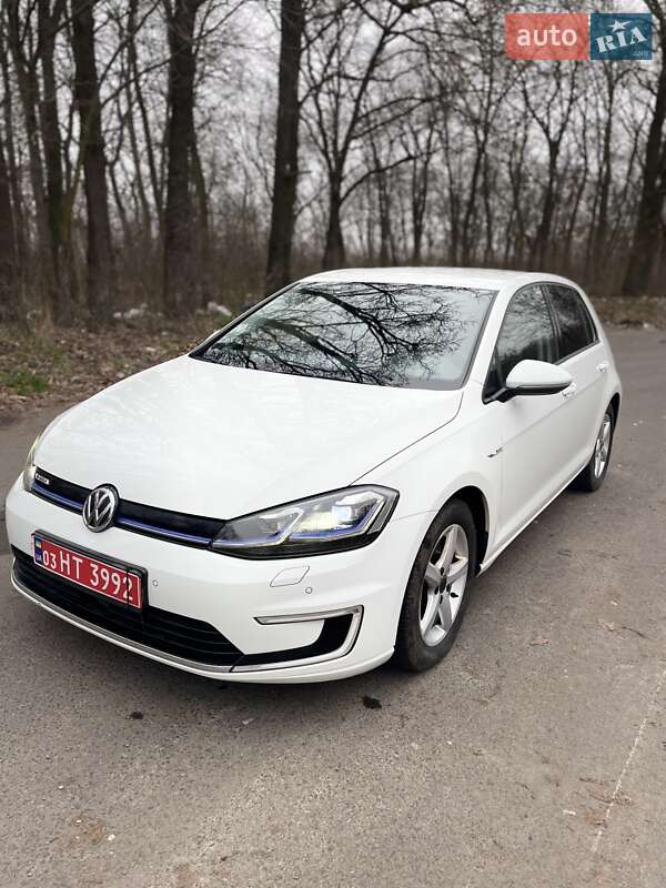 Volkswagen e-Golf 2017 Volkswagen e-Golf 2017