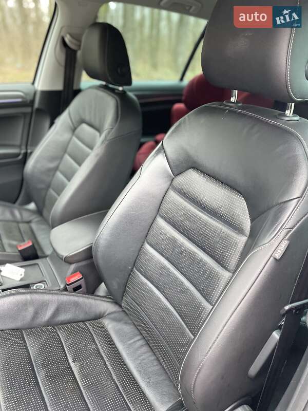 Хэтчбек Volkswagen e-Golf 2017 в Луцке фото 26 Хэтчбек Volkswagen e-Golf 2017 в Луцке