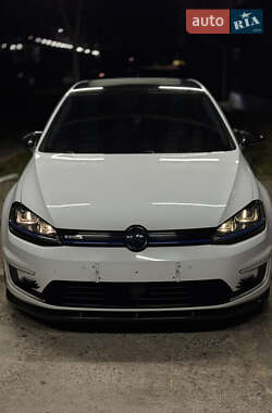 Хэтчбек Volkswagen e-Golf 2014 в Ивано-Франковске