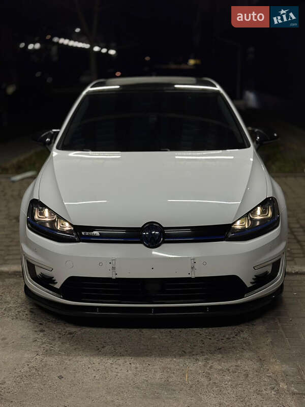 Volkswagen e-Golf 2014