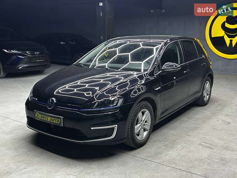 Хэтчбек Volkswagen e-Golf 2016 в Черновцах фото 3 Хэтчбек Volkswagen e-Golf 2016 в Черновцах