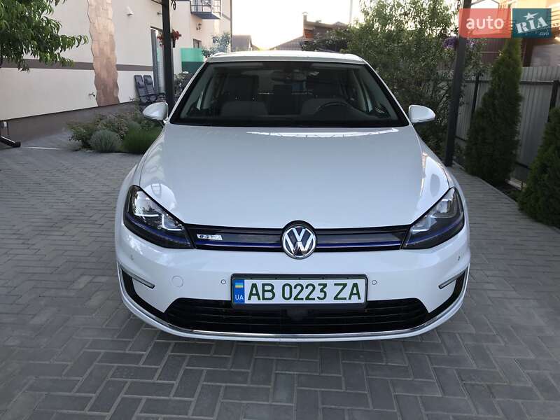 Хэтчбек Volkswagen e-Golf 2015 в Виннице