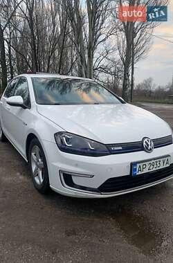 Хэтчбек Volkswagen e-Golf 2015 в Запорожье