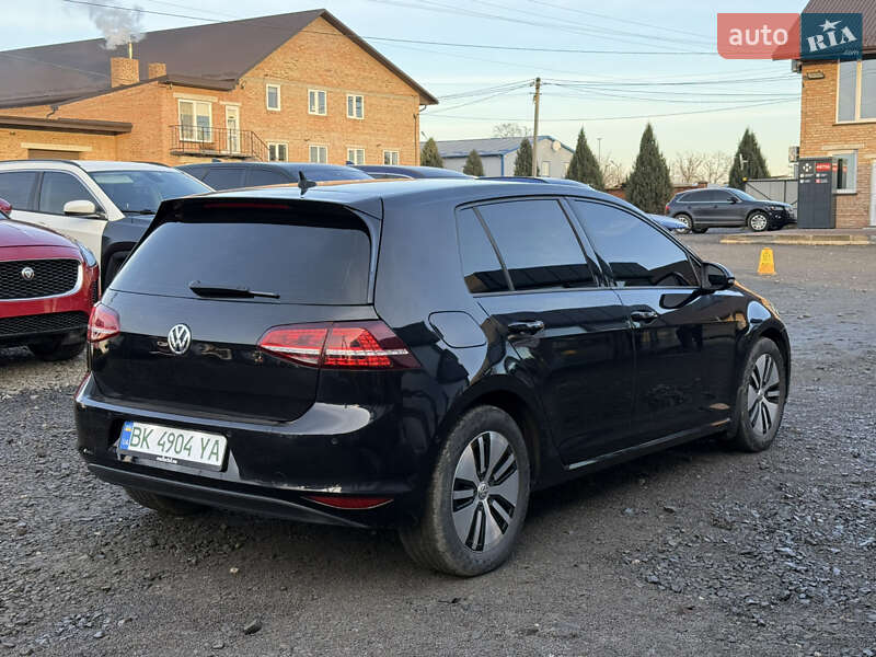 Хетчбек Volkswagen e-Golf 2015 в Луцьку