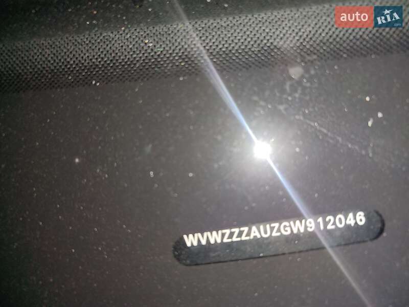 Хетчбек Volkswagen e-Golf 2016 в Кривому Розі фото 14 Хетчбек Volkswagen e-Golf 2016 в Кривому Розі