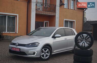 Хэтчбек Volkswagen e-Golf 2015 в Самборе