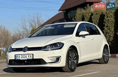 Хэтчбек Volkswagen e-Golf 2018 в Хмельницком