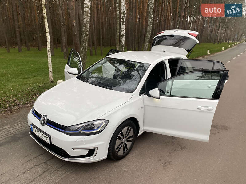 Volkswagen e-Golf 2017