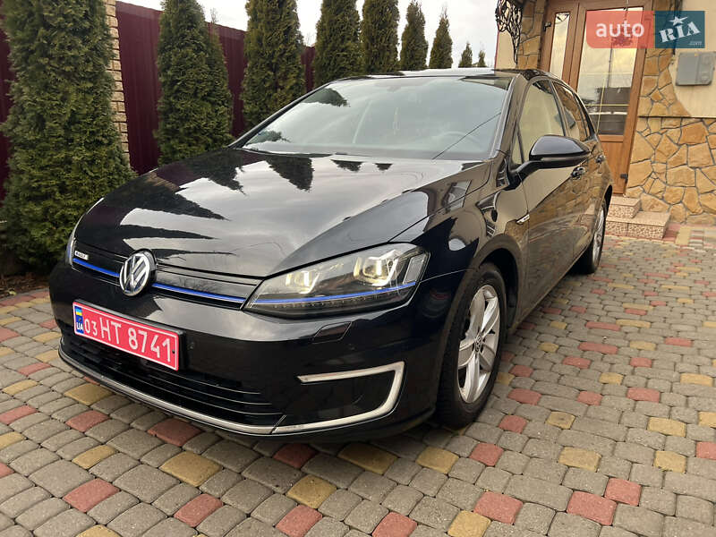 Хетчбек Volkswagen e-Golf 2016 в Львові