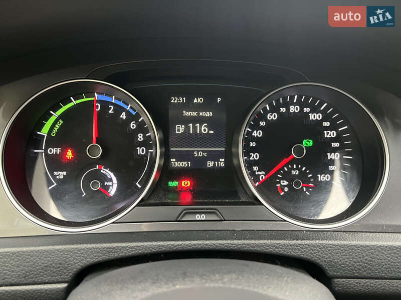 Хетчбек Volkswagen e-Golf 2016 в Львові