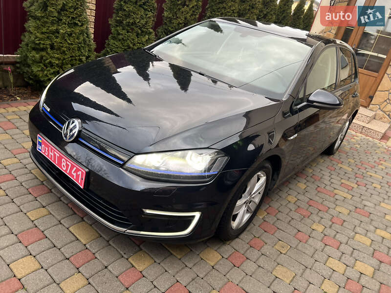 Хетчбек Volkswagen e-Golf 2016 в Львові
