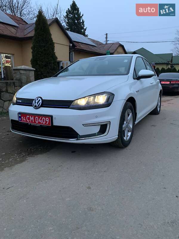 Volkswagen e-Golf 2014