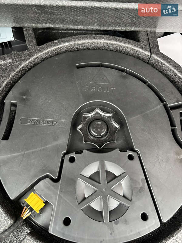 Хетчбек Volkswagen e-Golf 2015 в Іршаві фото 10 Хетчбек Volkswagen e-Golf 2015 в Іршаві