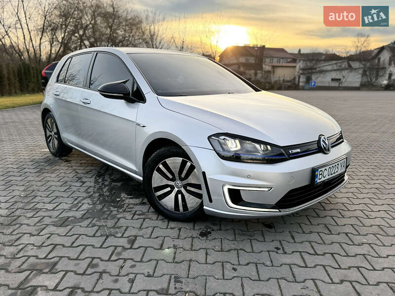 Volkswagen e-Golf 2014