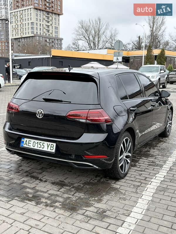 Хетчбек Volkswagen e-Golf 2019 в Дніпрі