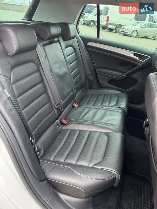 Хэтчбек Volkswagen e-Golf 2015 в Ковеле