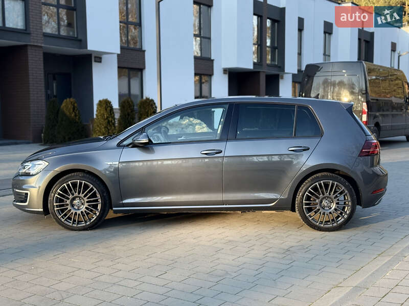 Хэтчбек Volkswagen e-Golf 2018 в Ковеле