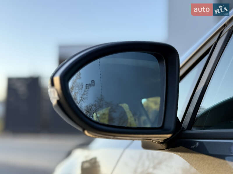 Хэтчбек Volkswagen e-Golf 2018 в Ковеле