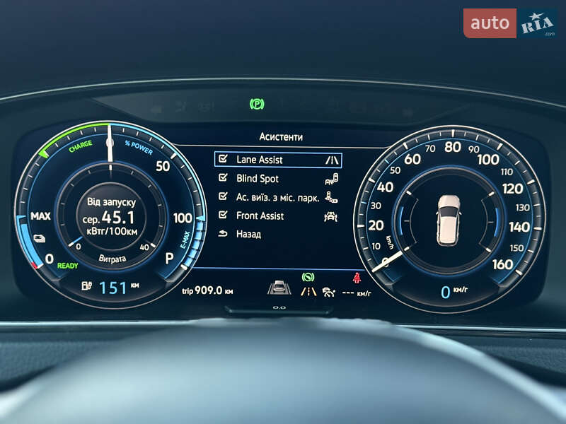 Хэтчбек Volkswagen e-Golf 2018 в Ковеле