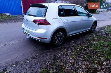 Хэтчбек Volkswagen e-Golf 2019 в Ромнах