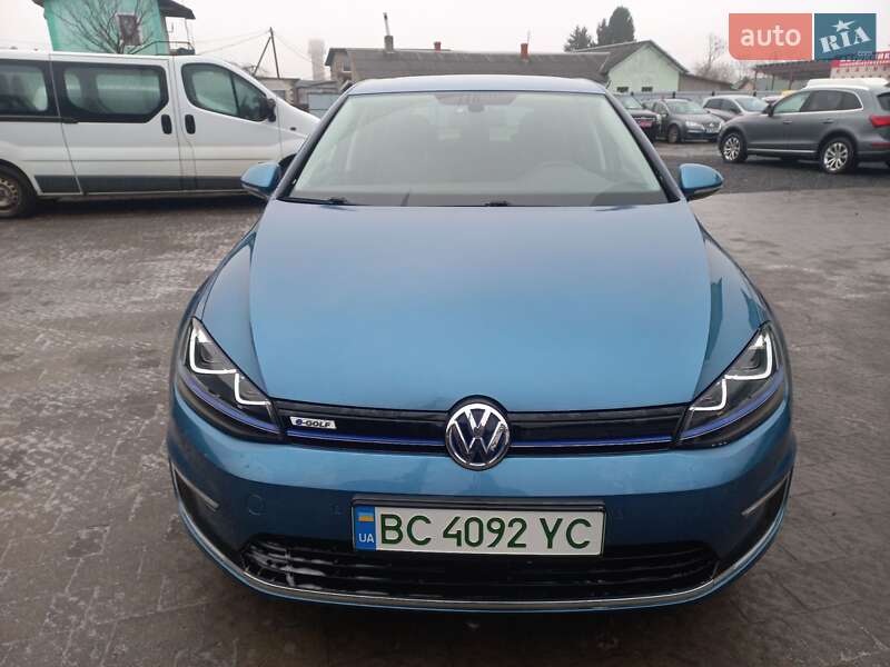 Хетчбек Volkswagen e-Golf 2015 в Шептицькому