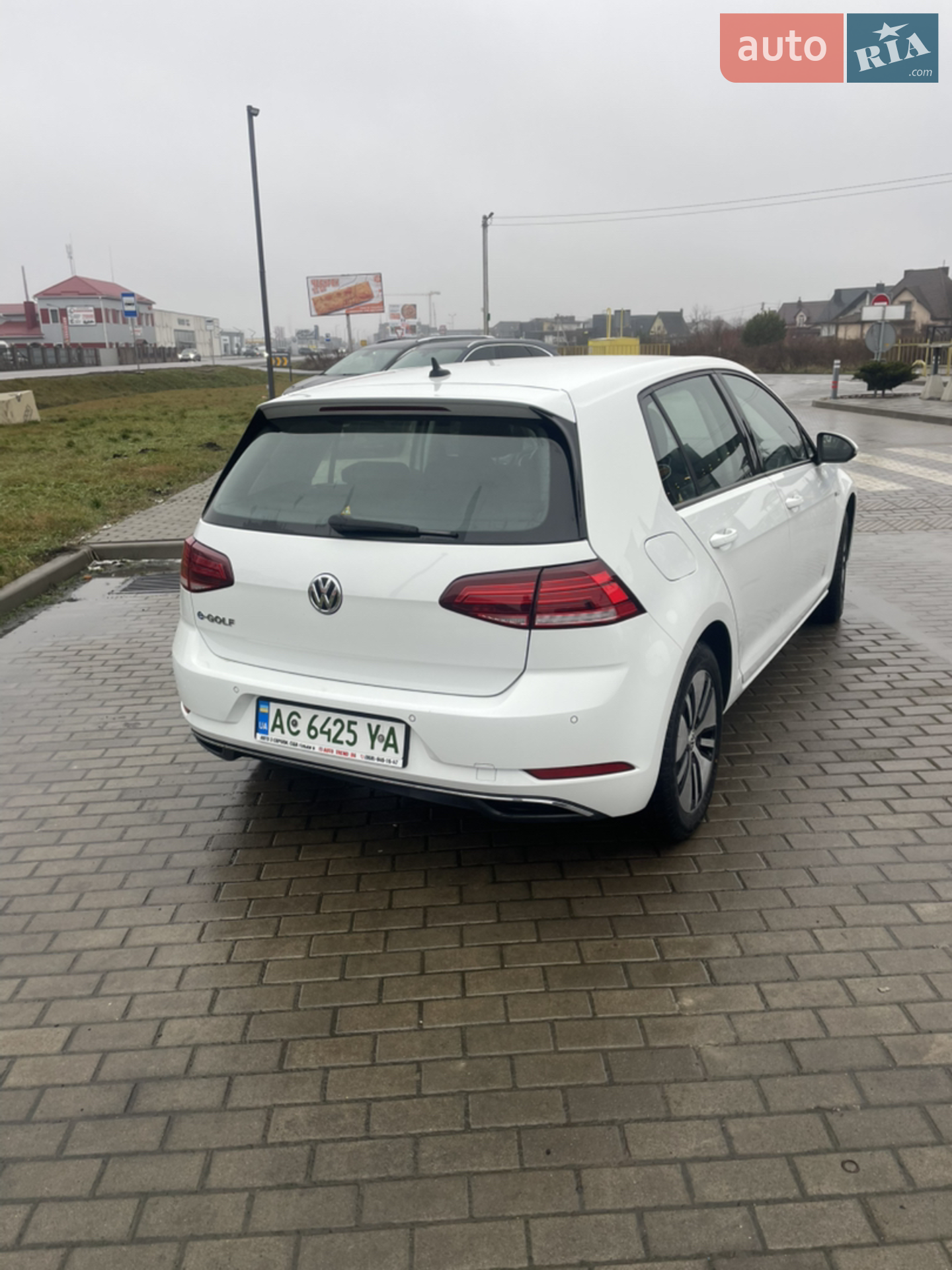 2020 Volkswagen Golf - мініатюра 10