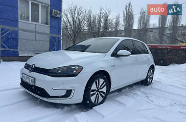 Хетчбек Volkswagen e-Golf 2014 в Києві