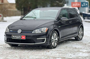 Хетчбек Volkswagen e-Golf 2016 в Києві