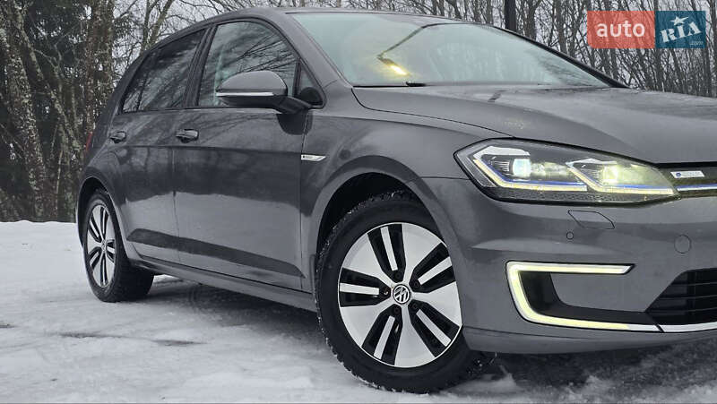 Хетчбек Volkswagen e-Golf 2017 в Кам'янець-Подільському