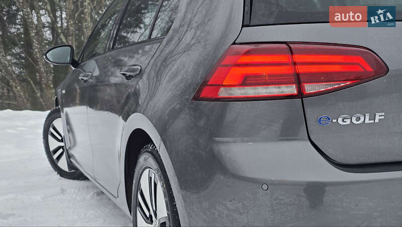 Хетчбек Volkswagen e-Golf 2017 в Кам'янець-Подільському