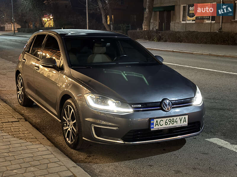 Volkswagen e-Golf 2018