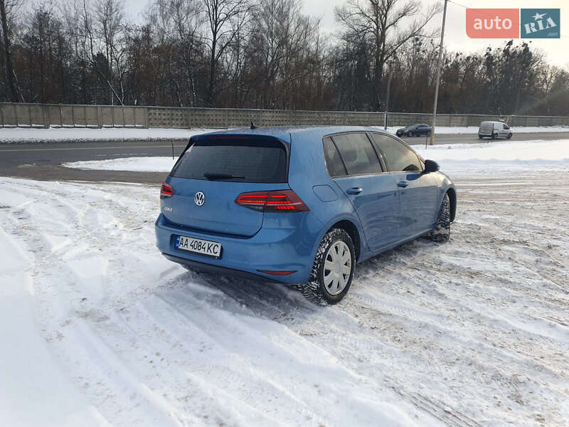 Хетчбек Volkswagen e-Golf 2016 в Києві фото 4 Хетчбек Volkswagen e-Golf 2016 в Києві