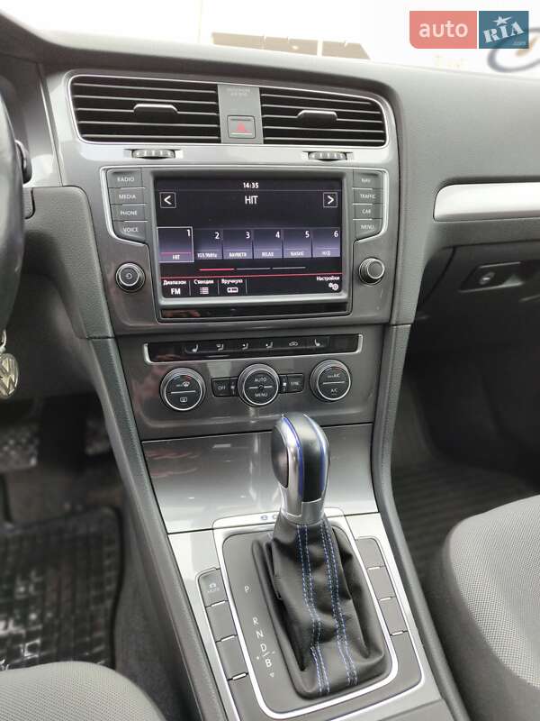 Хэтчбек Volkswagen e-Golf 2014 в Ковеле