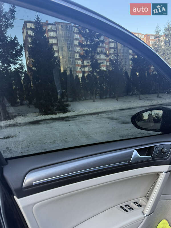 Хетчбек Volkswagen e-Golf 2018 в Тернополі фото 17 Хетчбек Volkswagen e-Golf 2018 в Тернополі