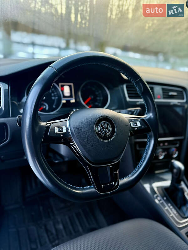 Хетчбек Volkswagen e-Golf 2020 в Бродах