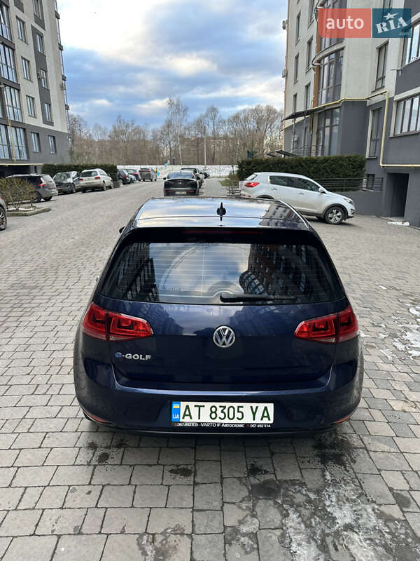 Хетчбек Volkswagen e-Golf 2015 в Івано-Франківську