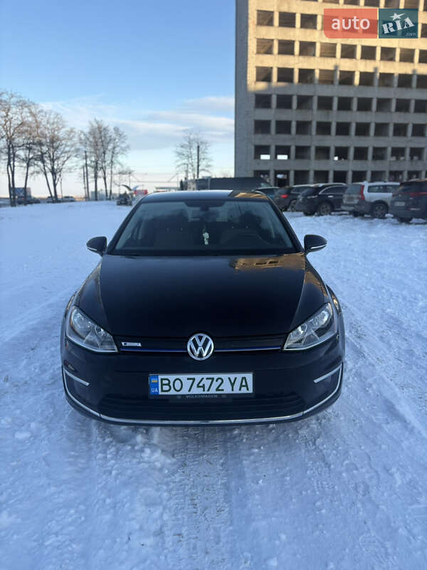 Хетчбек Volkswagen e-Golf 2015 в Тернополі фото 10 Хетчбек Volkswagen e-Golf 2015 в Тернополі