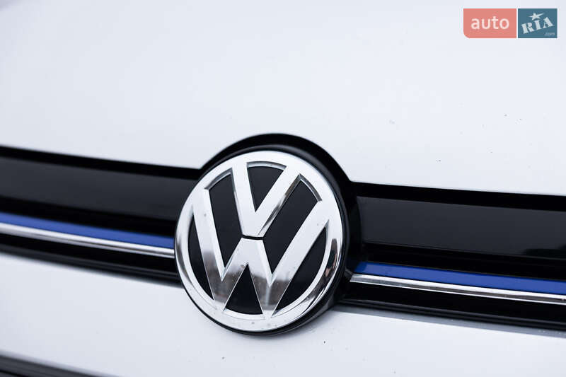 Хэтчбек Volkswagen e-Golf 2019 в Луцке фото 94 Хэтчбек Volkswagen e-Golf 2019 в Луцке