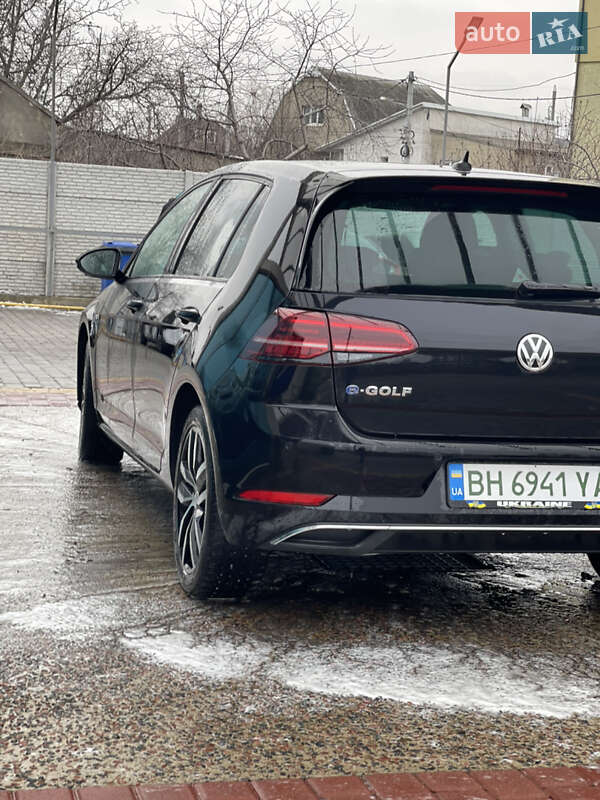 Хэтчбек Volkswagen e-Golf 2019 в Одессе фото 90 Хэтчбек Volkswagen e-Golf 2019 в Одессе