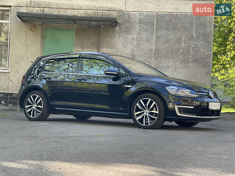 Хэтчбек Volkswagen e-Golf 2019 в Одессе фото 56 Хэтчбек Volkswagen e-Golf 2019 в Одессе