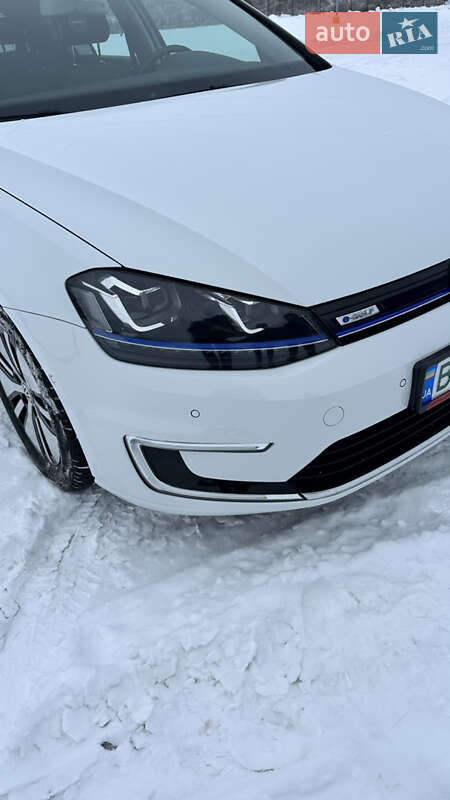 Хэтчбек Volkswagen e-Golf 2014 в Ровно