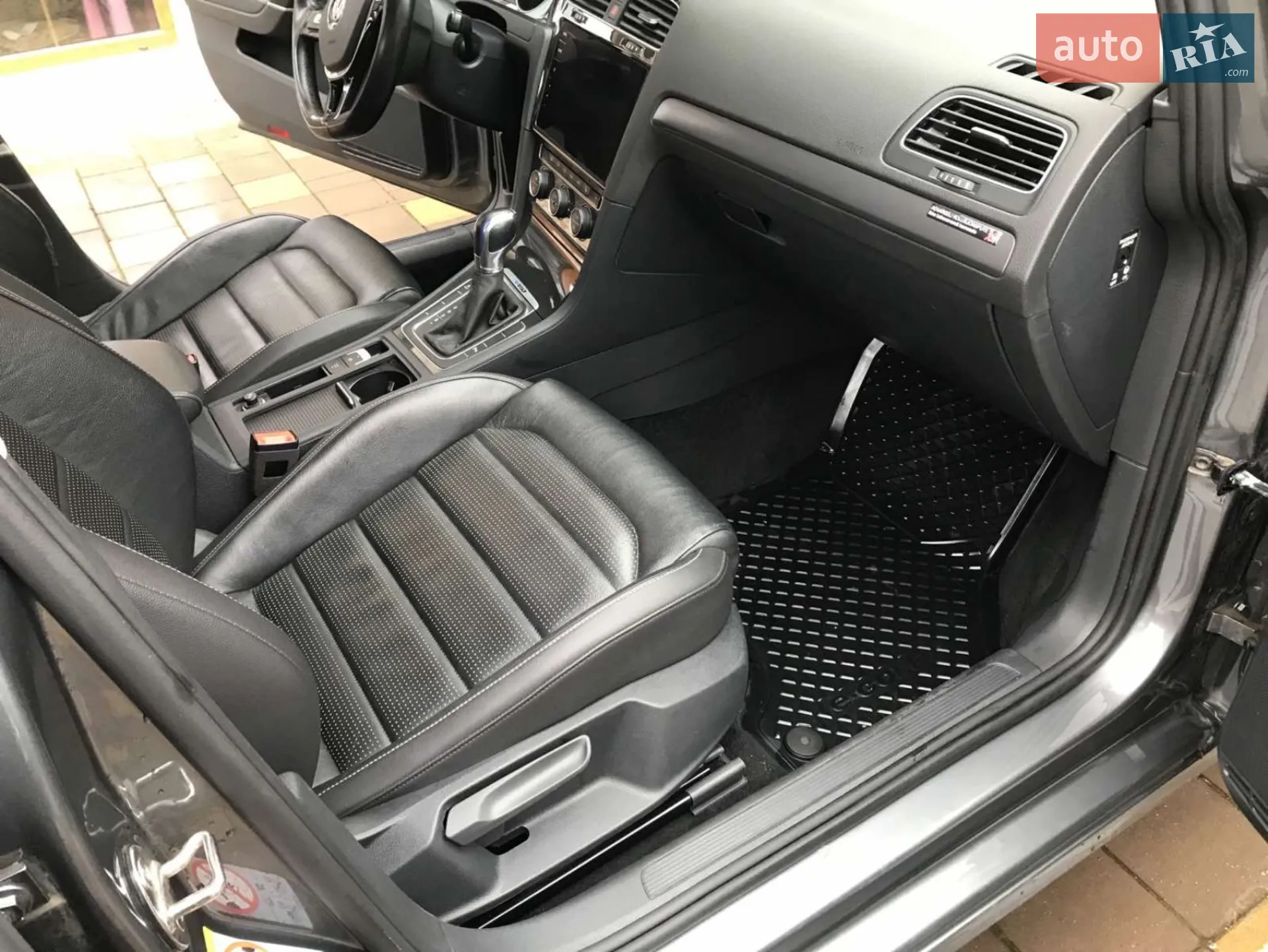2019 Volkswagen Golf - мініатюра 12