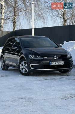 Хетчбек Volkswagen e-Golf 2015 в Володимирі