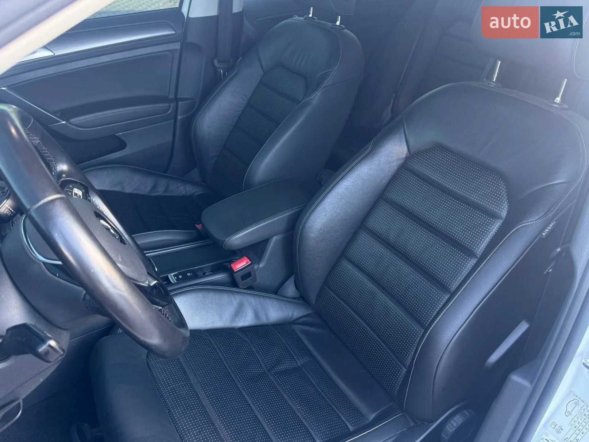 2020 Volkswagen Golf - мініатюра 6